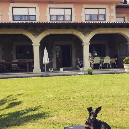 Bed & Breakfast Posada El Urogallo En Renedo De Cabuerniga