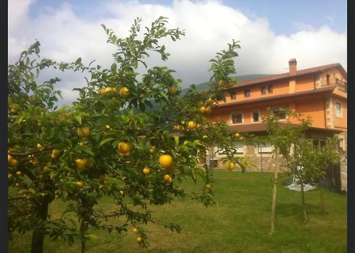 Bed & Breakfast Posada El Urogallo En 3*